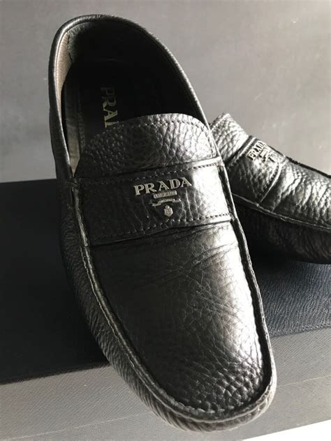 Prada Men's 2D2170 T6O F0216 Leather Loafers 